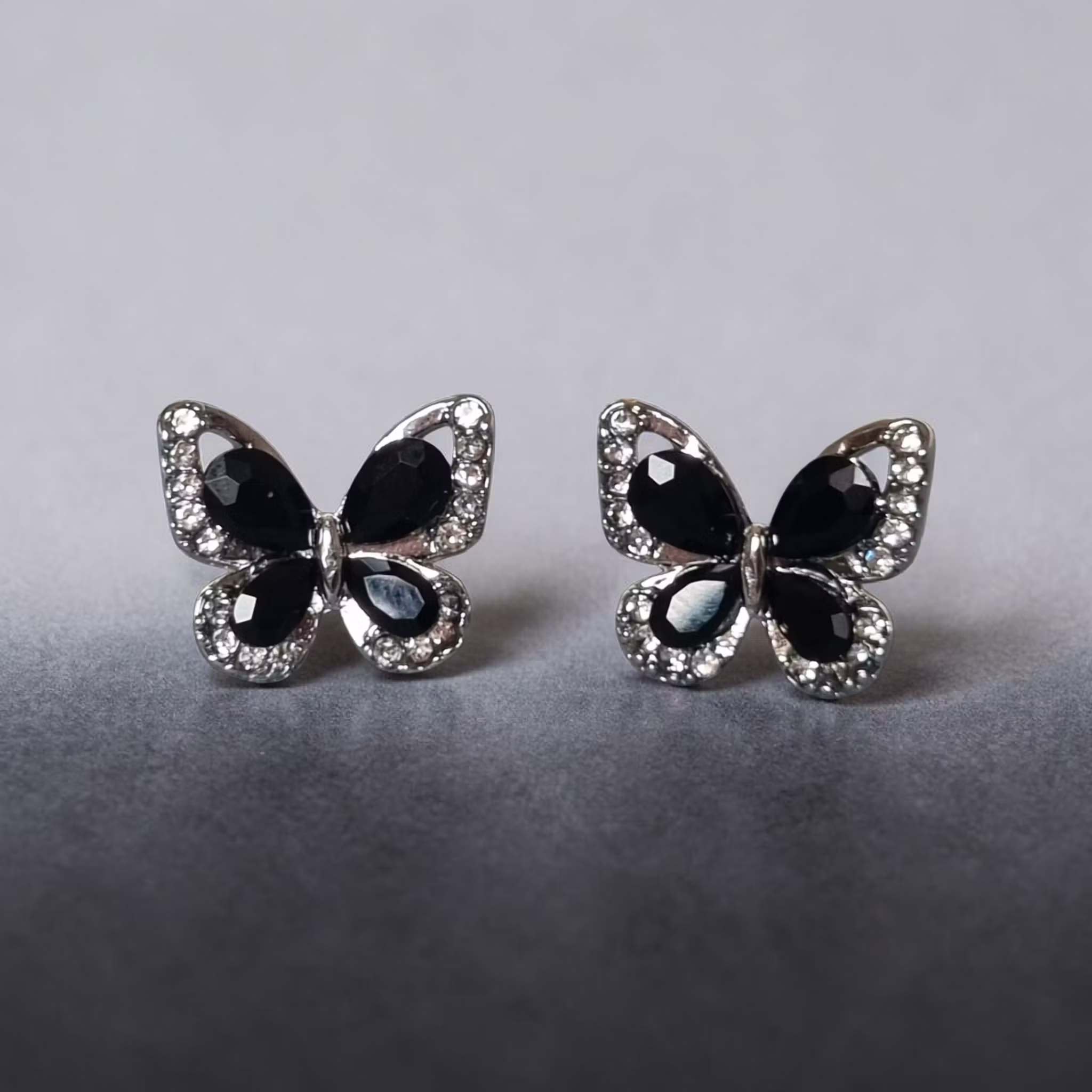 Obsidian Allure