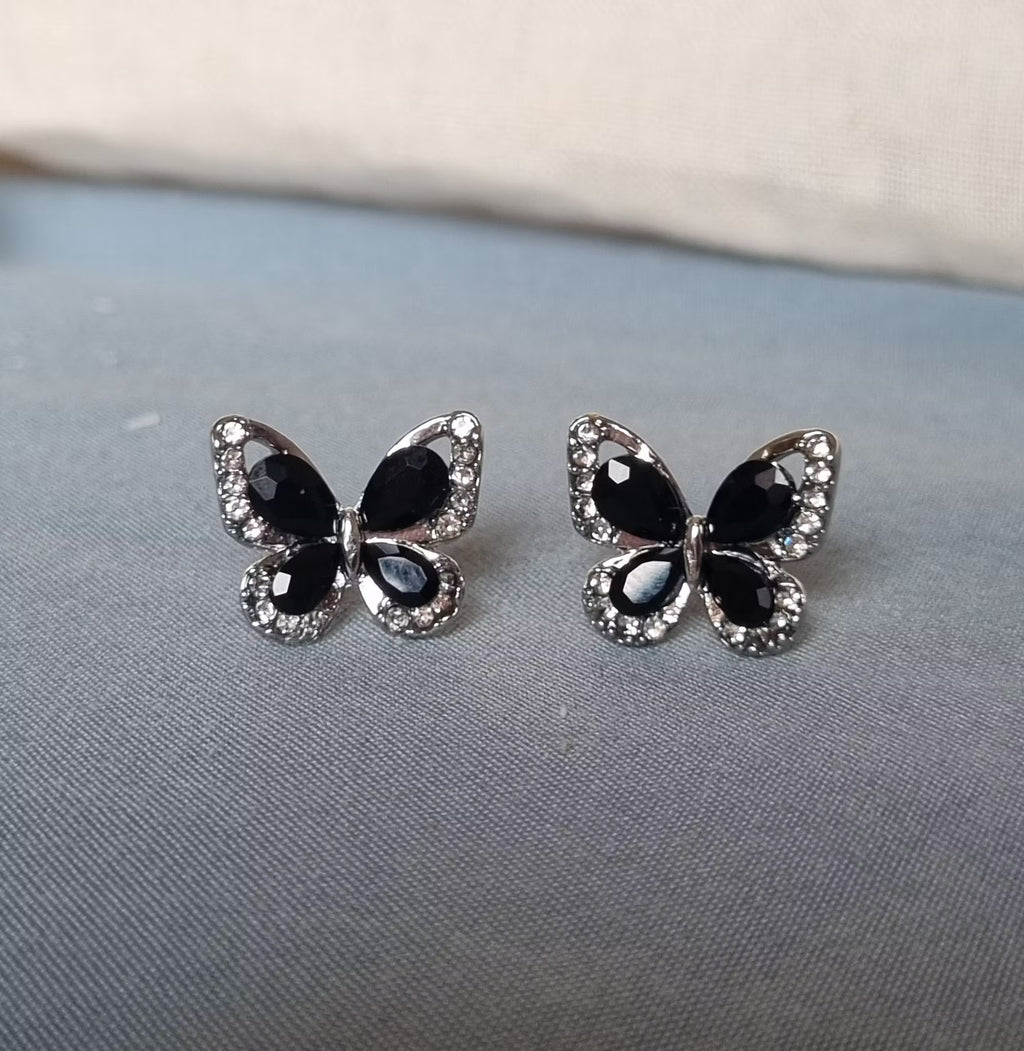Obsidian Allure